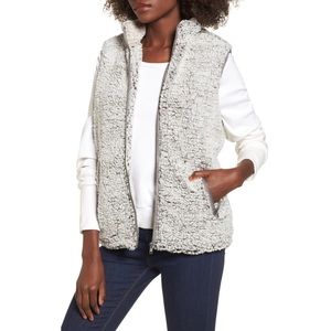NWT Thread & Supply Sherpa Button/Zipper Up Vest